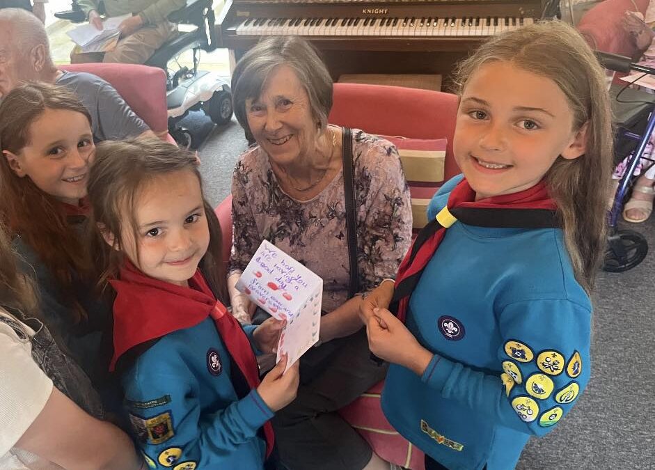 Beaver Scouts visit Hewlett Court